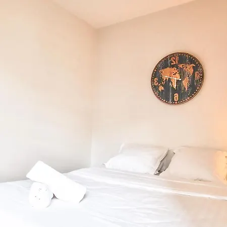 Apartment Montparnasse Pernety 1 Paris